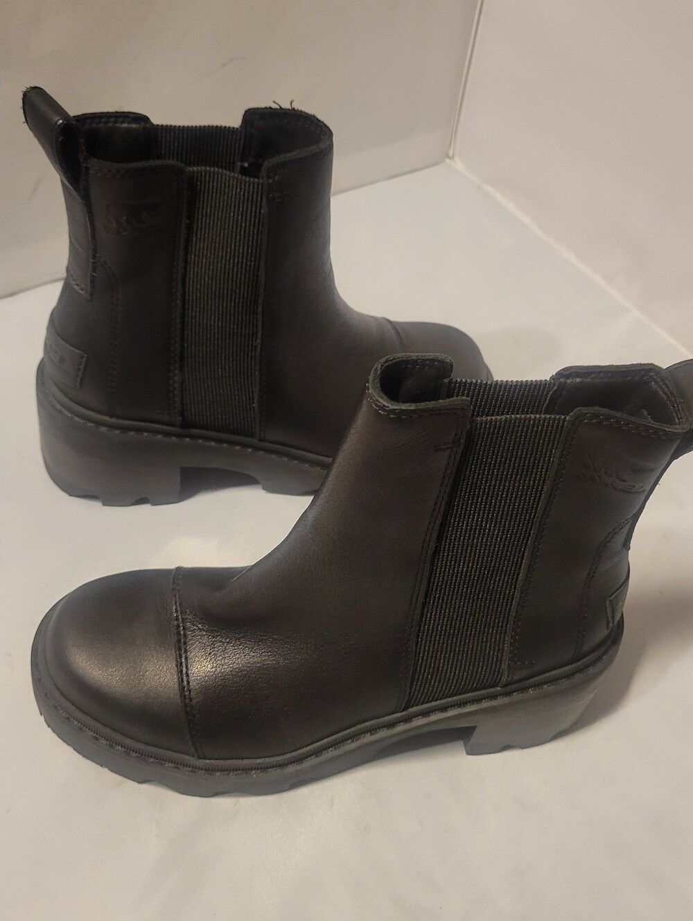 SOREL Joan Now Waterproof Chelsea Boot Black Leather Lug Sole Size 6.5 NEW $190